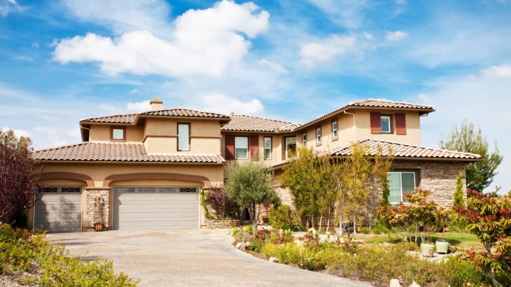 How Many Solar Panels Does Your California Home Need Large California Home Solar Panel Installation Fisher Electric California